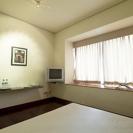 Hotel Reddoorz @ Gegerkalong Girang Bandung Camera foto